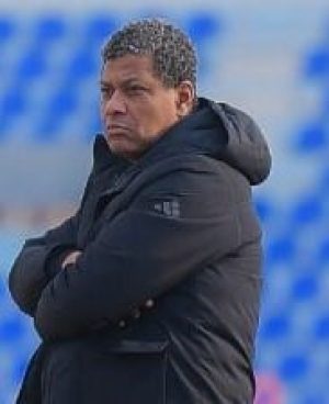 علاء عبد العال المدير الفني